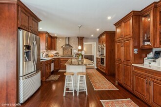 446 Quail Dr in Naperville, IL - Building Photo - Building Photo