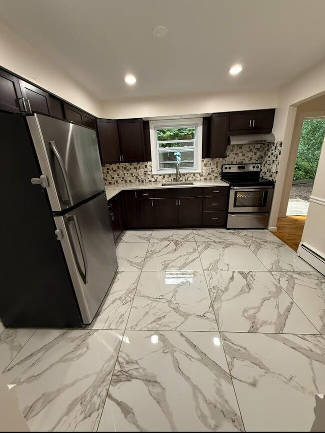 1 Prospect Ave in Nyack, NY - Building Photo - Building Photo