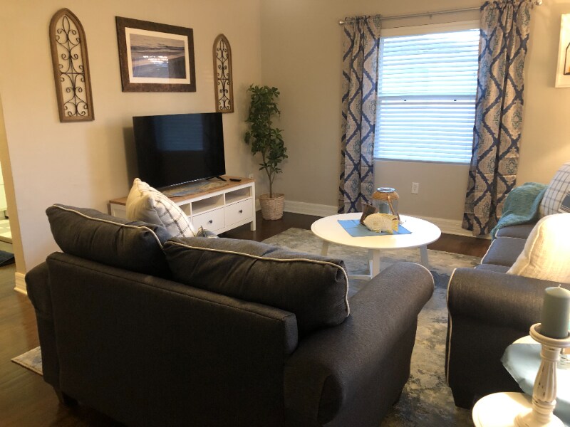 1627 Larue Ave in Jacksonville, FL - Building Photo