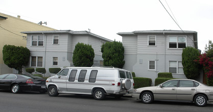 2707 Fruitvale Ave in Oakland, CA - Foto de edificio - Building Photo