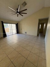 20237 NW 32nd Ave in Miami Gardens, FL - Building Photo - Building Photo