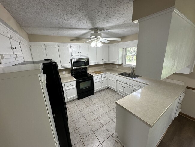 341 Hickory Dr in Old Hickory, TN - Building Photo - Building Photo