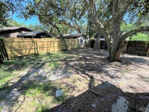 111 Cavalier Dr in Pensacola, FL - Building Photo - Building Photo