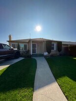 3074 E Terrace Ave in Fresno, CA - Building Photo