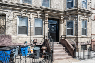 459 Chauncey St in Brooklyn, NY - Building Photo - Building Photo