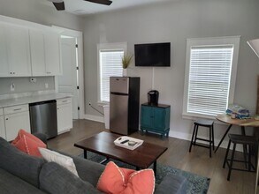 3561 Esplanade Way in Tallahassee, FL - Building Photo - Building Photo