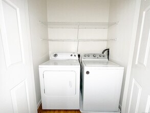 10 Norden Pl in Norwalk, CT - Building Photo - Building Photo