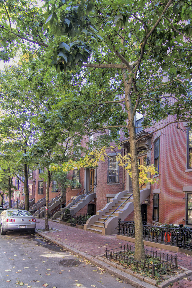 112 Pembroke St in Boston, MA - Foto de edificio - Building Photo