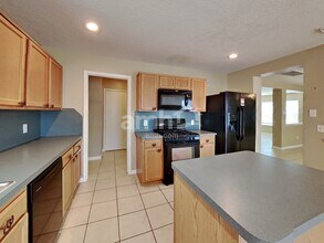 29103 Legends Hill Dr in Spring, TX - Building Photo - Building Photo