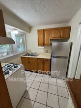 2533 E Cherry St in Springfield, MO - Building Photo - Building Photo