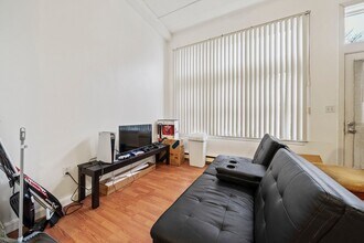 89 Lawn St in Boston, MA - Building Photo - Building Photo