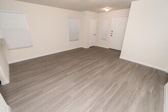 5623 Plantation Forest Dr in Katy, TX - Building Photo - Building Photo