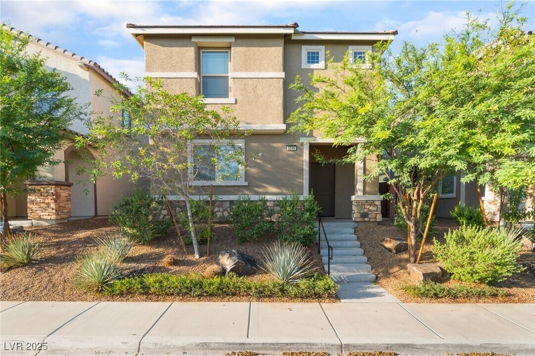 3049 Historic Horizon Ave in Henderson, NV - Building Photo