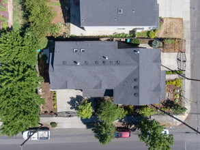 4423 SE 90th Ave in Portland, OR - Building Photo - Other