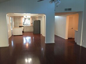 2044 W Nopal Ave in Mesa, AZ - Building Photo - Building Photo