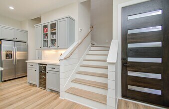 4612 Oats St in Houston, TX - Building Photo - Building Photo