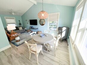 3012 Avenue O 1/2 in Galveston, TX - Building Photo - Building Photo