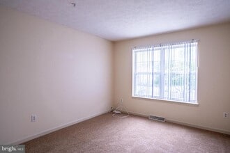 4910 Edgeware Terrace in Frederick, MD - Building Photo - Building Photo