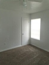 1177 NW Ozmun Ave in Lawton, OK - Building Photo - Building Photo