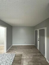 9852 Brockbank Dr in Dallas, TX - Building Photo - Building Photo