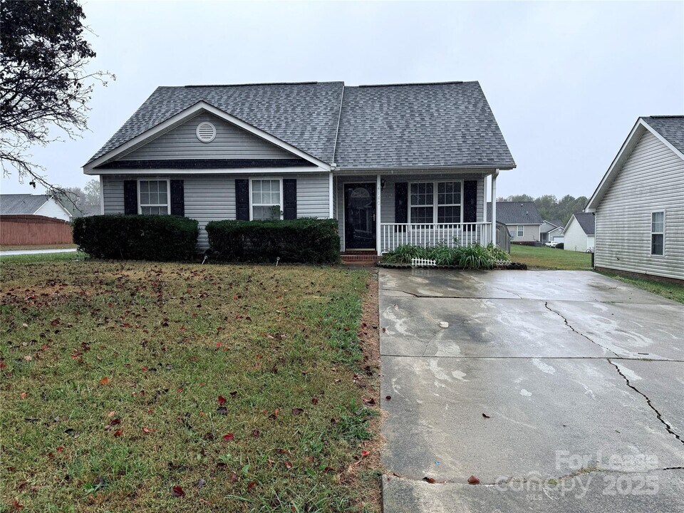 4140 Rosy Mound Ln in Charlotte, NC - Building Photo