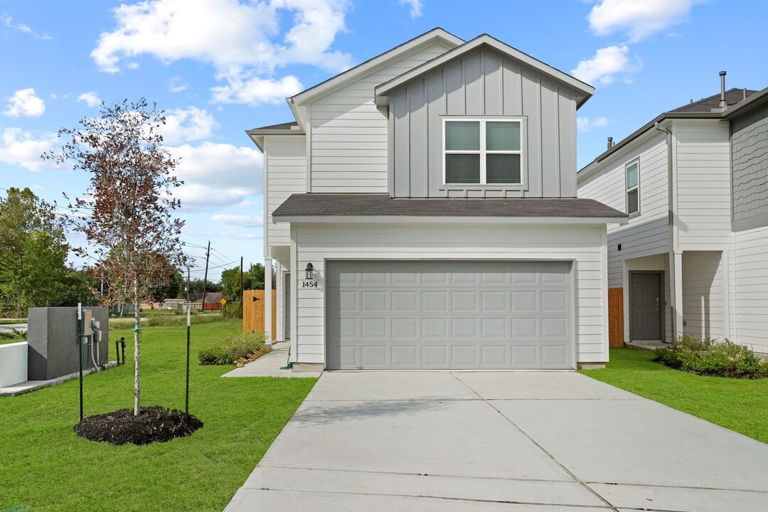 1417 Acorn Mdw St in Houston, TX - Building Photo