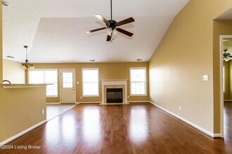 1911 Belay Way in Louisville, KY - Building Photo - Building Photo