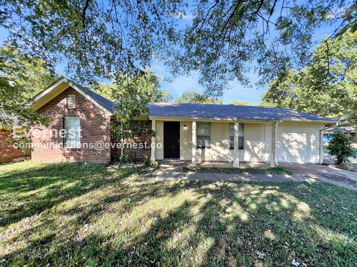 6175 Forestgate Rd in Horn Lake, MS - Building Photo