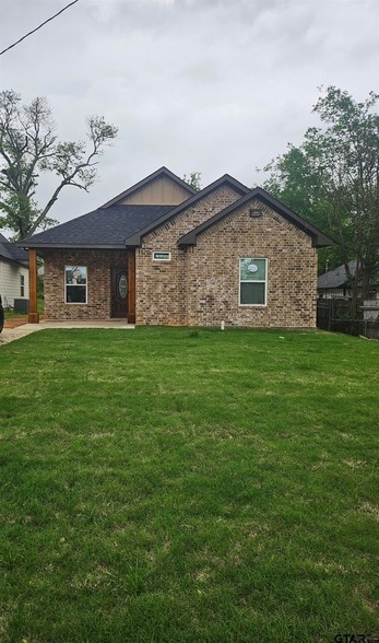1399 W 2nd St in Tyler, TX - Building Photo - Building Photo
