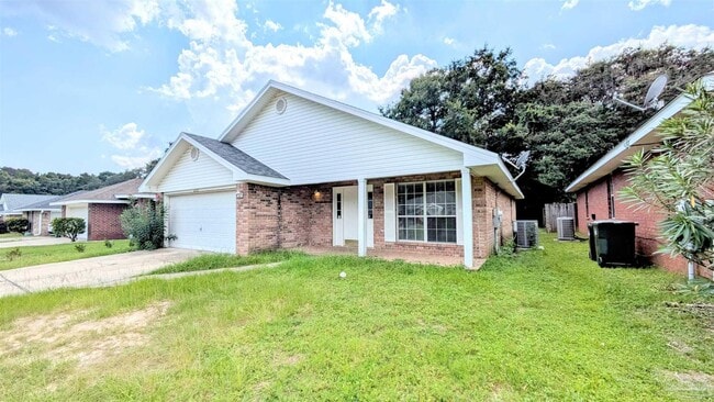 6335 Mers Ln in Pensacola, FL - Building Photo - Building Photo