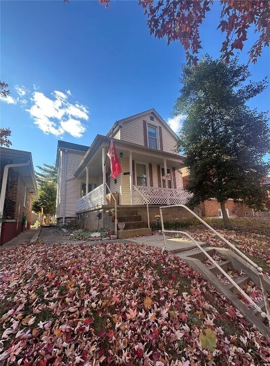 4632 Rosa Ave in St. Louis, MO - Building Photo