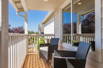 3206 Cedarside Ct in Bellingham, WA - Building Photo - Building Photo