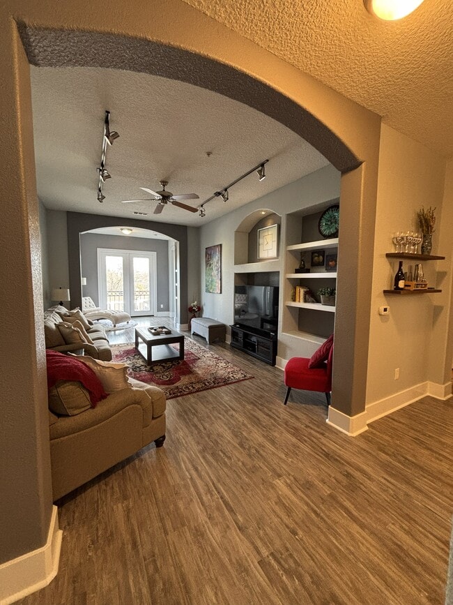 2600 Hillsboro Pike, Unit 319 in Nashville, TN - Building Photo - Building Photo