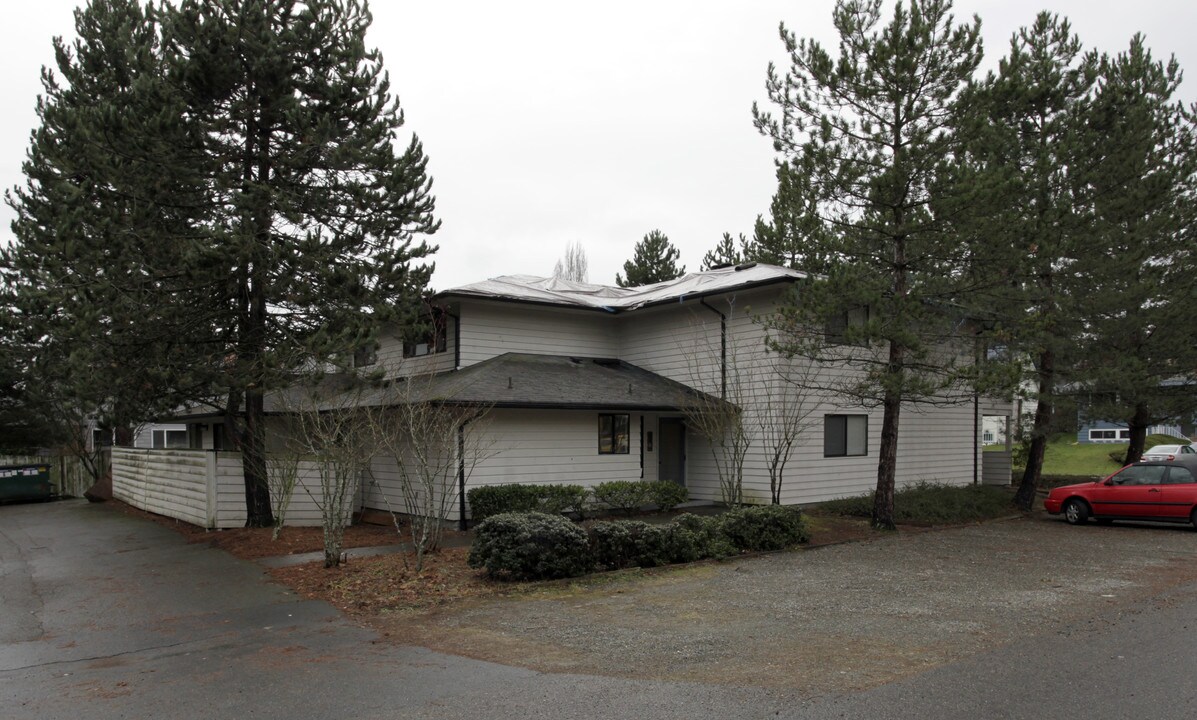 3011 NE 147th St in Shoreline, WA - Building Photo