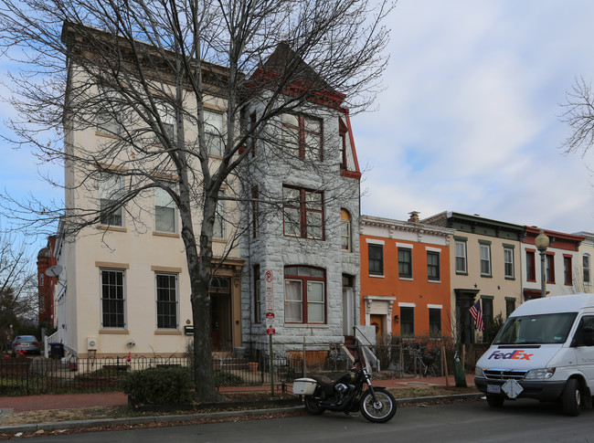 943 O St NW in Washington, DC - Foto de edificio - Building Photo