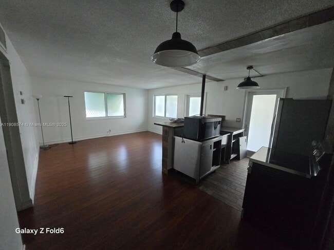 property at 1715 Wiley St