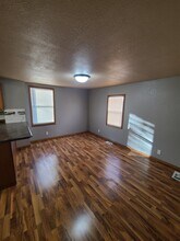 1920 Easton Ave in Waterloo, IA - Building Photo - Building Photo