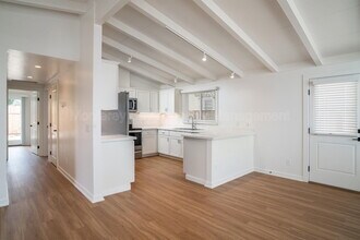 829 Sea Palm Ave in Pacific Grove, CA - Building Photo - Building Photo