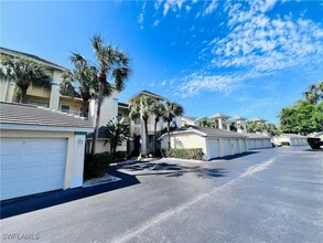 15465 Cedarwood Ln in Naples, FL - Building Photo - Building Photo