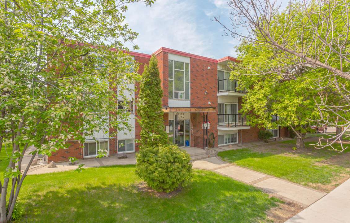 Park Place Apartments in Edmonton, AB - Building Photo