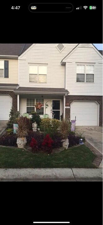856 Pelican Bay Dr in Pineville, NC - Building Photo