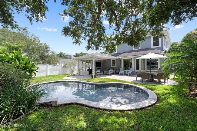 property at 2924 St Johns Blvd