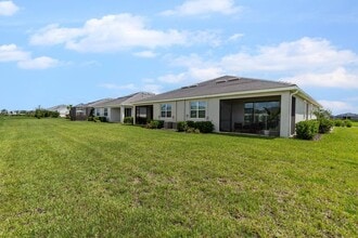 4326 Sunmill Ct in Bradenton, FL - Building Photo - Building Photo