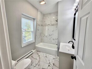 73 Vernon St in Providence, RI - Building Photo - Building Photo