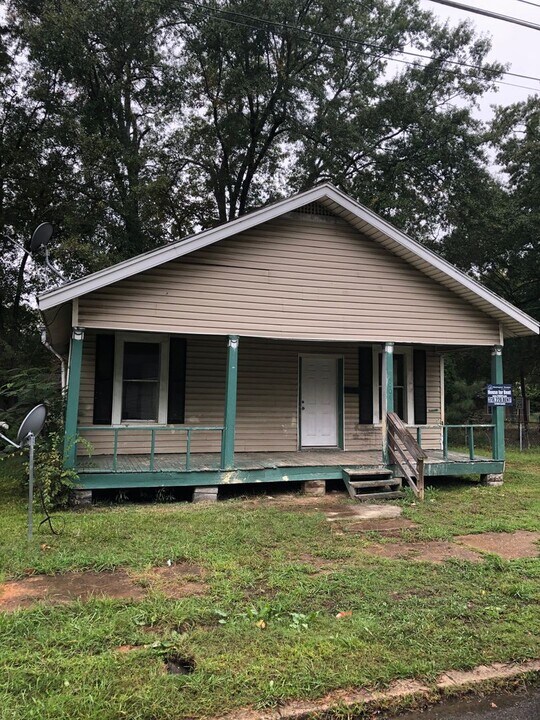 4004 Virginia Ave in Shreveport, LA - Building Photo