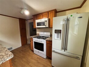 111 Maltby St in Rochester, NY - Building Photo - Building Photo