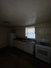 1002 Prouty Ave in Toledo, OH - Building Photo - Building Photo