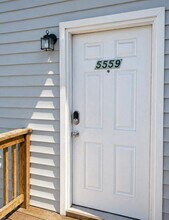 5559 67th Ave N, Unit The Manor condominium in Pinellas Park, FL - Foto de edificio - Building Photo