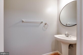 3318 Hibiscus Ct in Ellicott City, MD - Building Photo - Building Photo