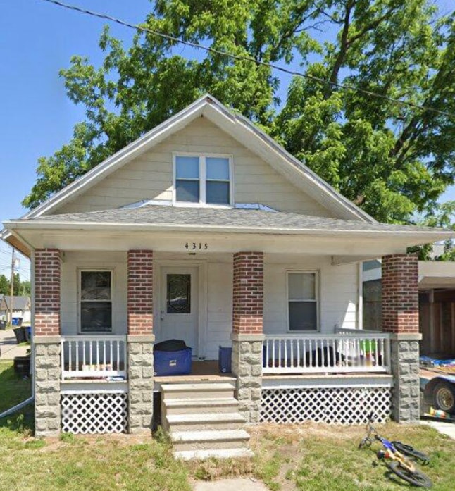 property at 4315 4th Ave